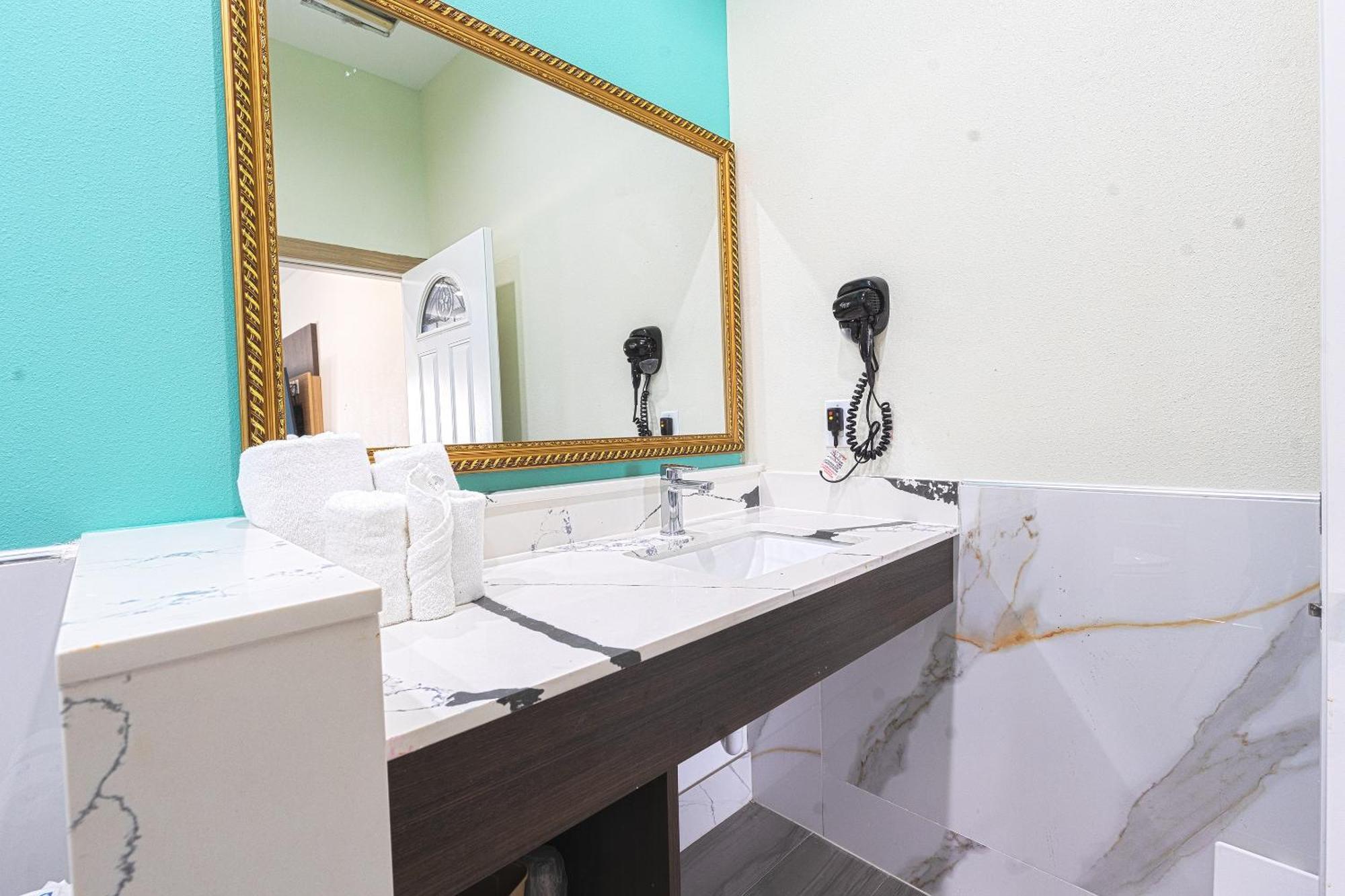 יוסטון La Vyoma Villas, Westpark Hwy 6 מראה חיצוני תמונה